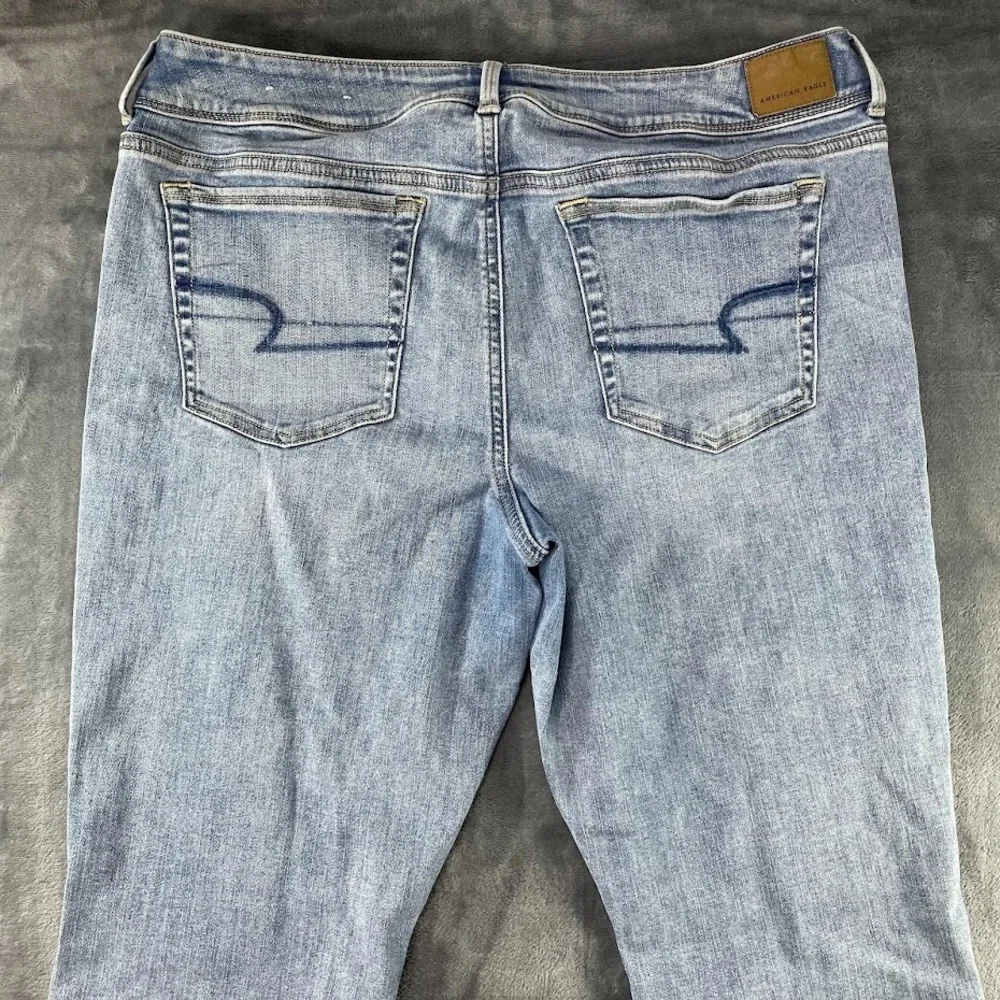 American Eagle‎ Womens Jeans Blue Size 18 Short Kick Boot Denim Light Wash
